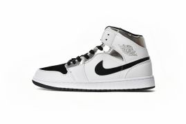 Picture of Air Jordan 1 Mid _SKUfc4202991fc